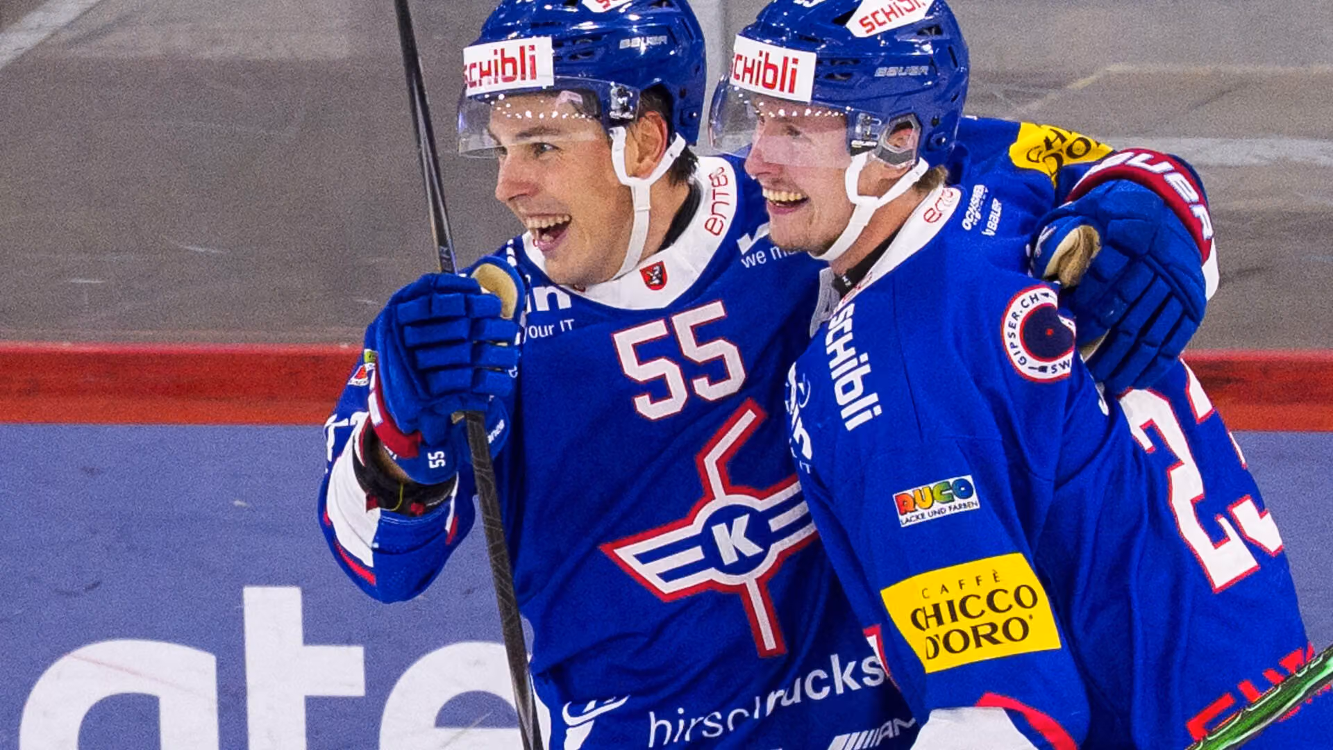 zwei Tickets für ein Spiel des EHC Kloten
